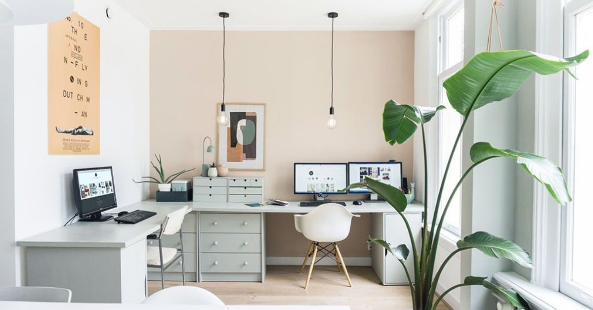 How Does the Implementation Expert Tackle Working from Home Himself